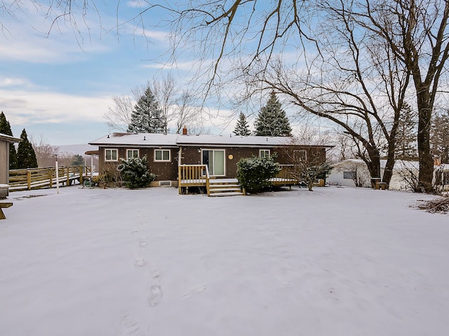 view of front of property