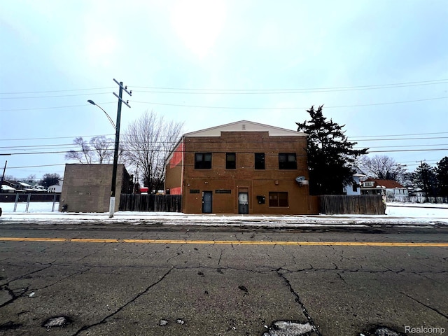 10929 Shoemaker St, Detroit, MI 48213 - photo 3