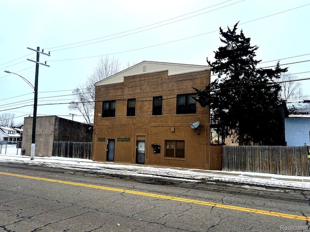 10929 Shoemaker St, Detroit, MI 48213 - photo 2