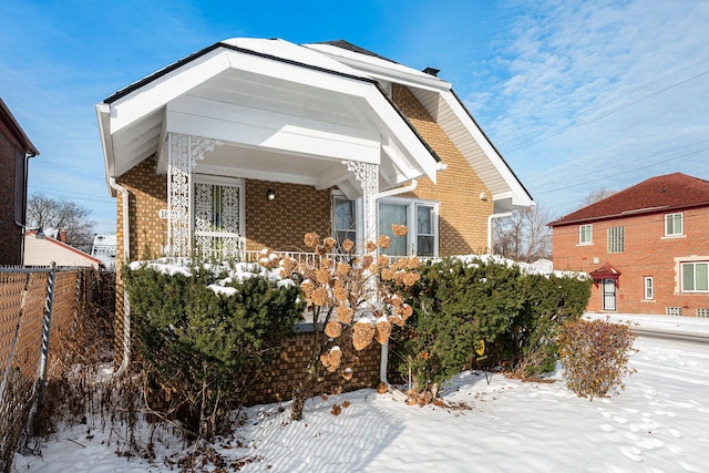 view of front of house with covered porch