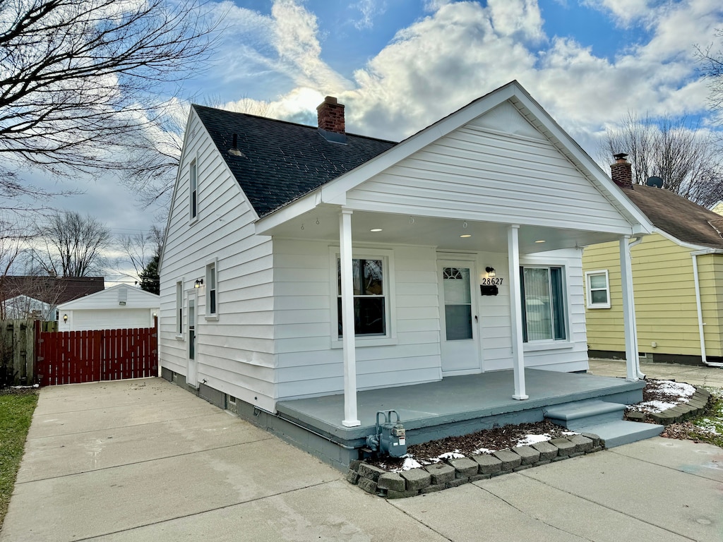 bungalow with a porch