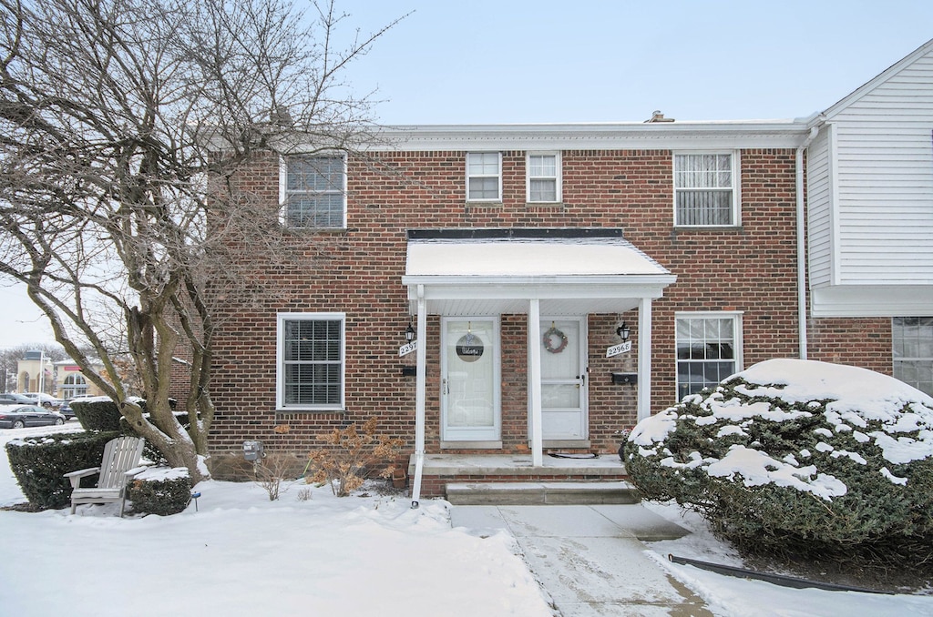 view of townhome / multi-family property