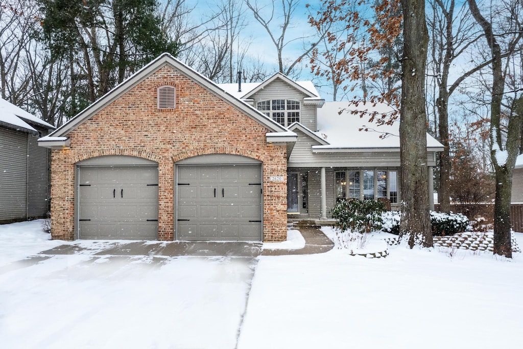 view of front of house with a garage