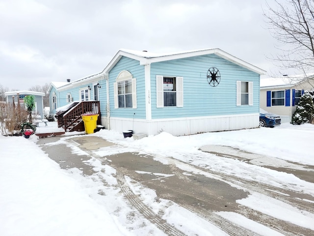 view of front of home