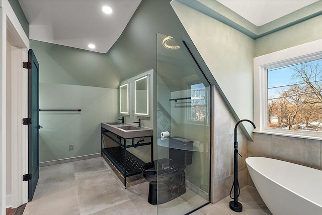 full bath with lofted ceiling, toilet, recessed lighting, vanity, and a soaking tub