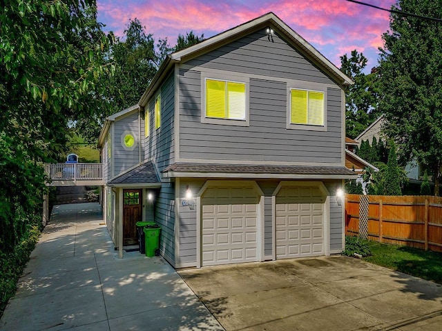 view of front facade featuring a garage