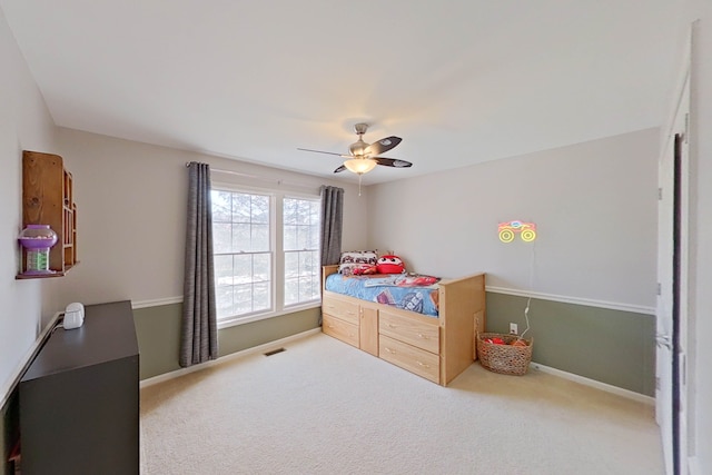 bedroom with carpet and ceiling fan