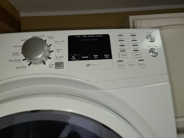 interior details featuring washer / dryer