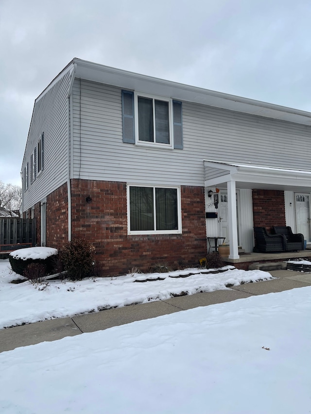 view of front of house with a porch