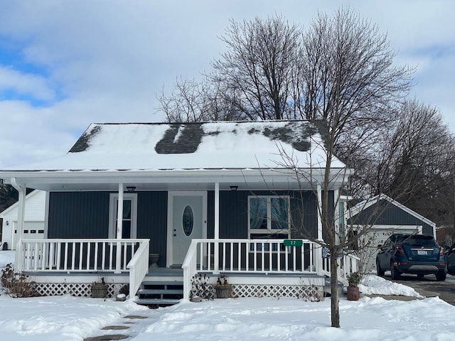 view of front of house with covered porch