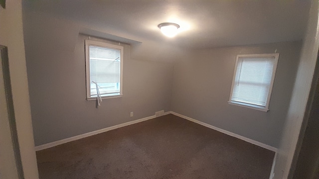 view of carpeted spare room