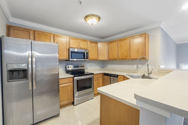 kitchen featuring stainless steel appliances, sink, crown molding, and kitchen peninsula