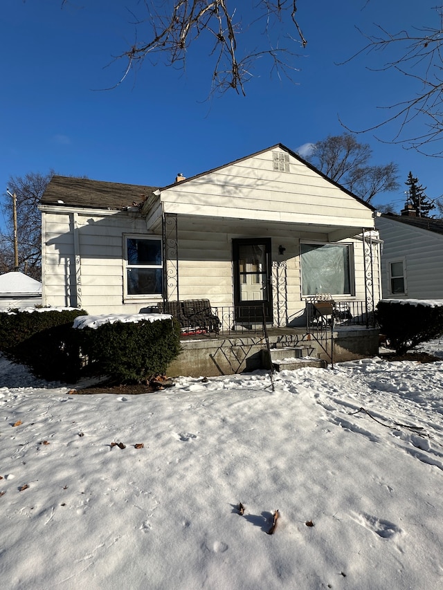 view of front of house featuring covered porch