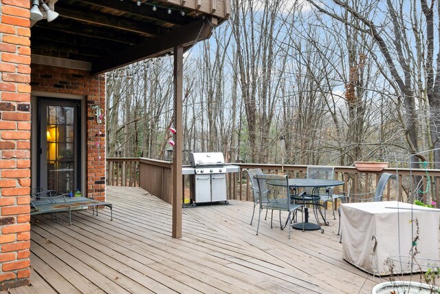 deck with grilling area