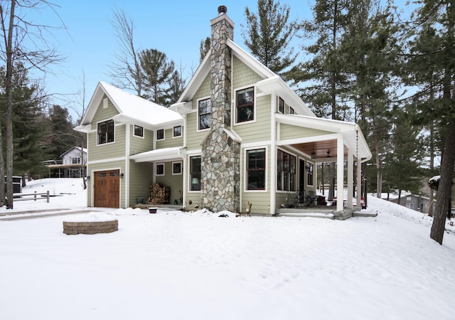 view of front of house with a garage