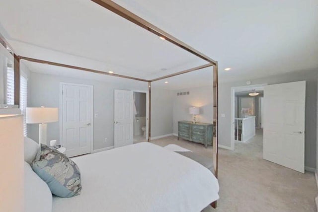 bedroom featuring recessed lighting, visible vents, carpet floors, and baseboards