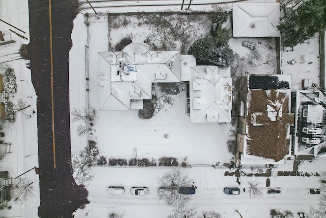 649 Van Dyke St, Detroit, MI 48214 - view of snowy aerial view