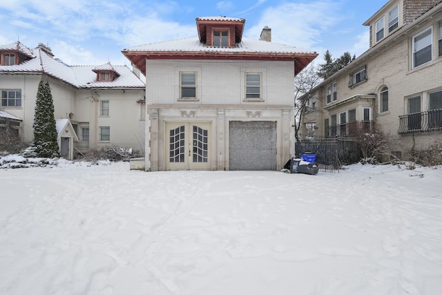 649 Van Dyke St, Detroit, MI 48214 - view of front facade featuring a garage
