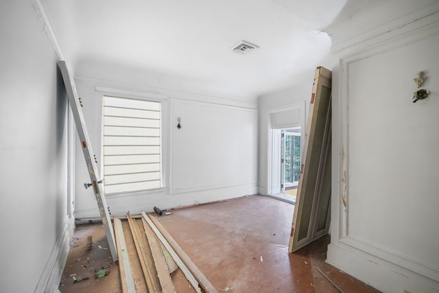 649 Van Dyke St, Detroit, MI 48214 - interior space