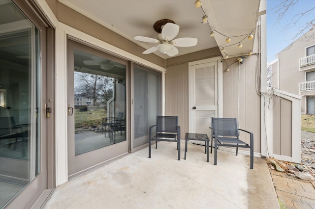 view of patio with ceiling fan