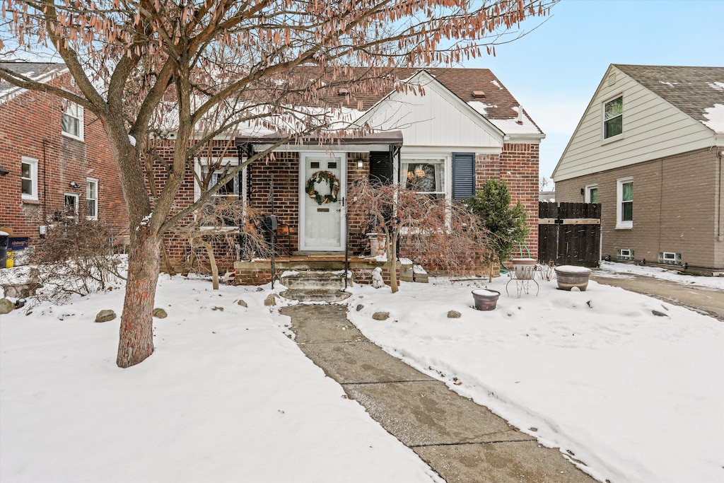 view of front of home