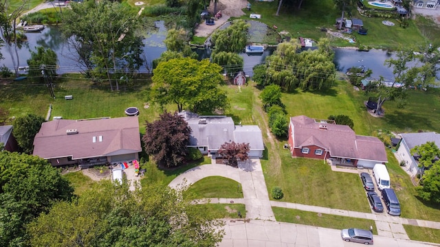 21918 Knudsen Dr, Grosse Ile, MI 48138 - aerial view of residential area featuring a nearby body of water