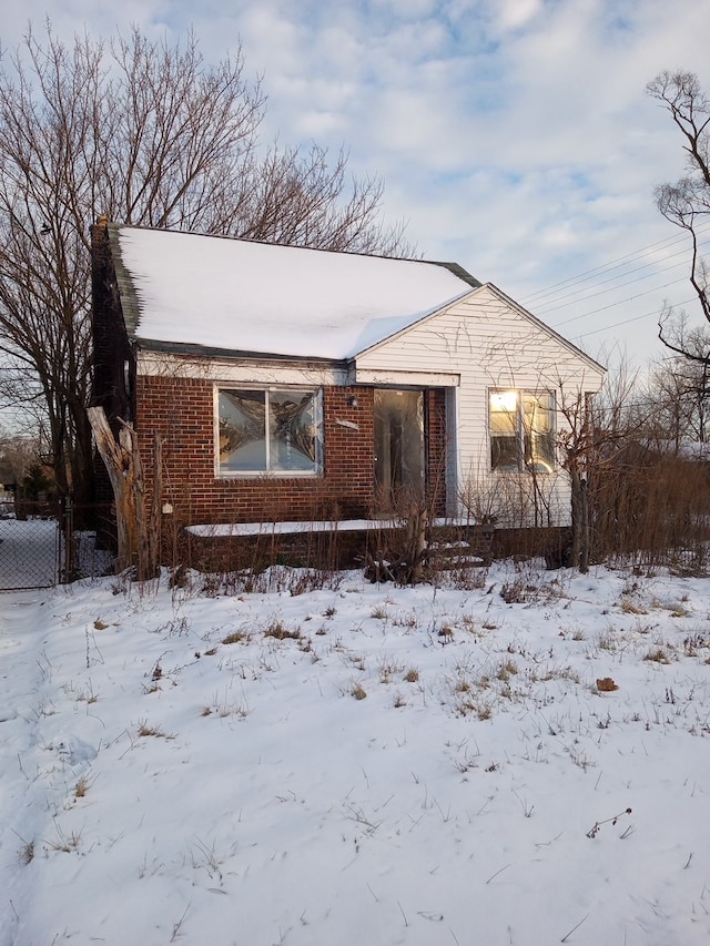 view of front of property