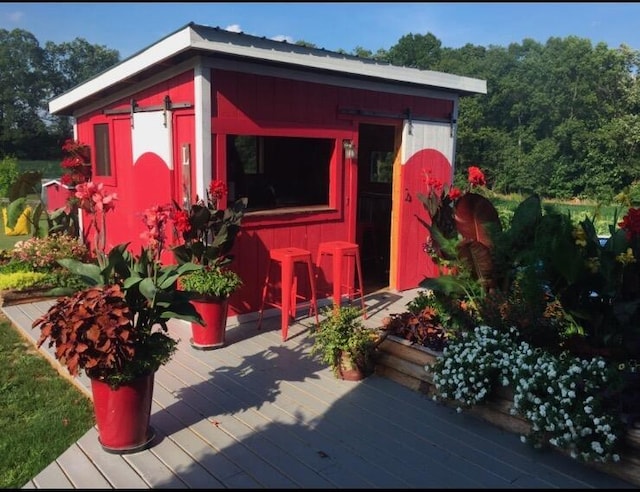 view of outbuilding