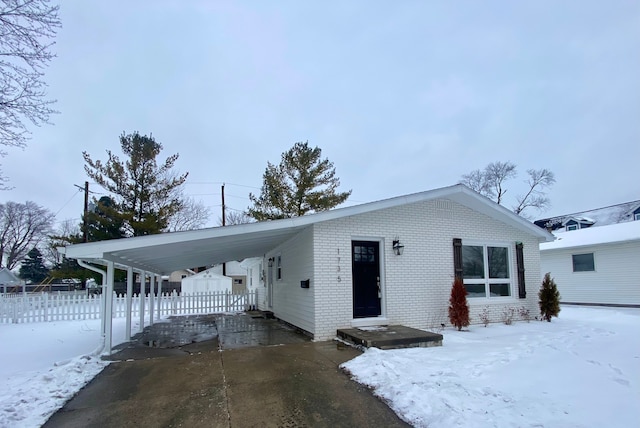 view of front of house