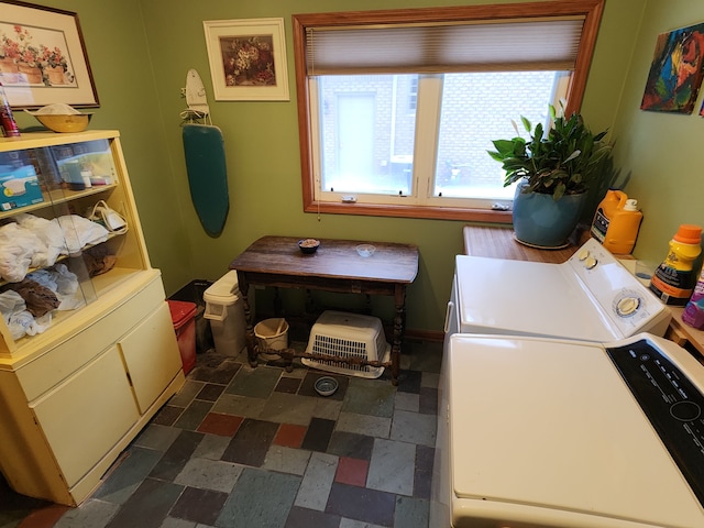 laundry area with washer and clothes dryer