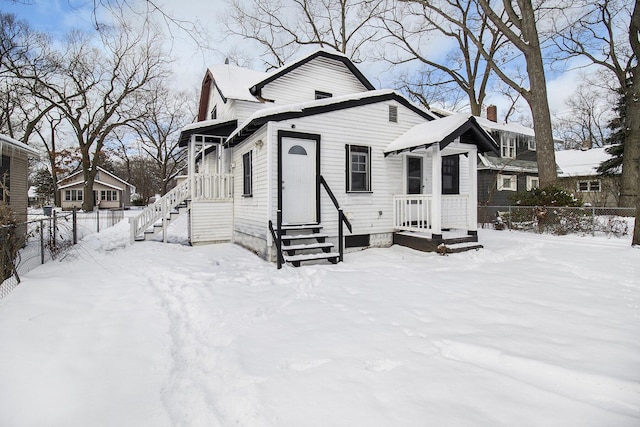 view of front of property