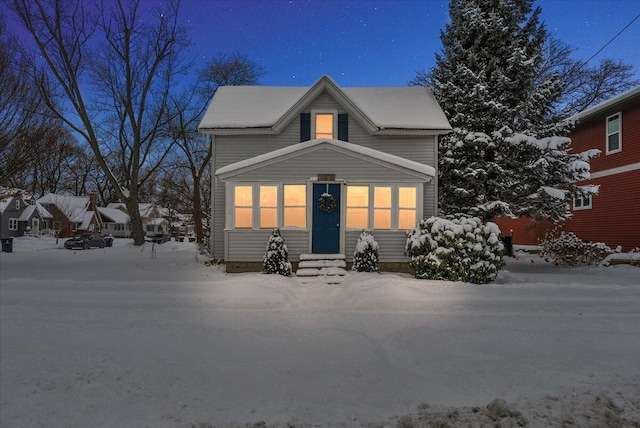 view of front of property