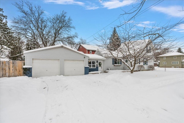 view of front facade with a garage