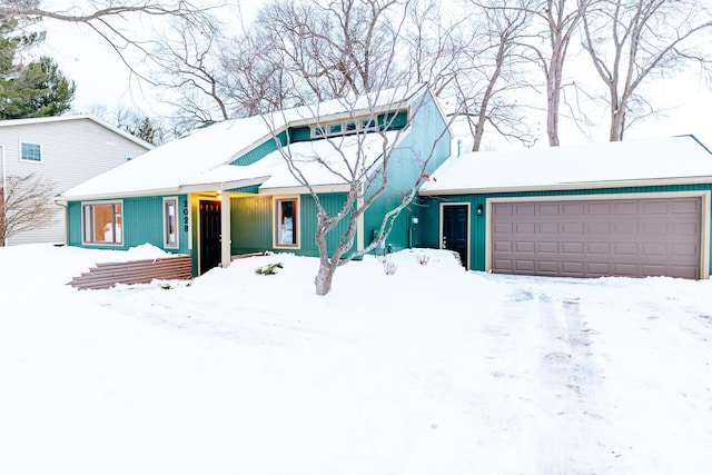 view of front of house featuring a garage