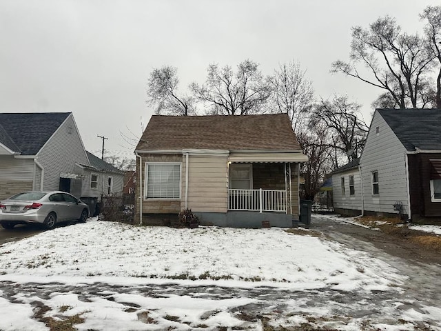 bungalow-style house featuring covered porch