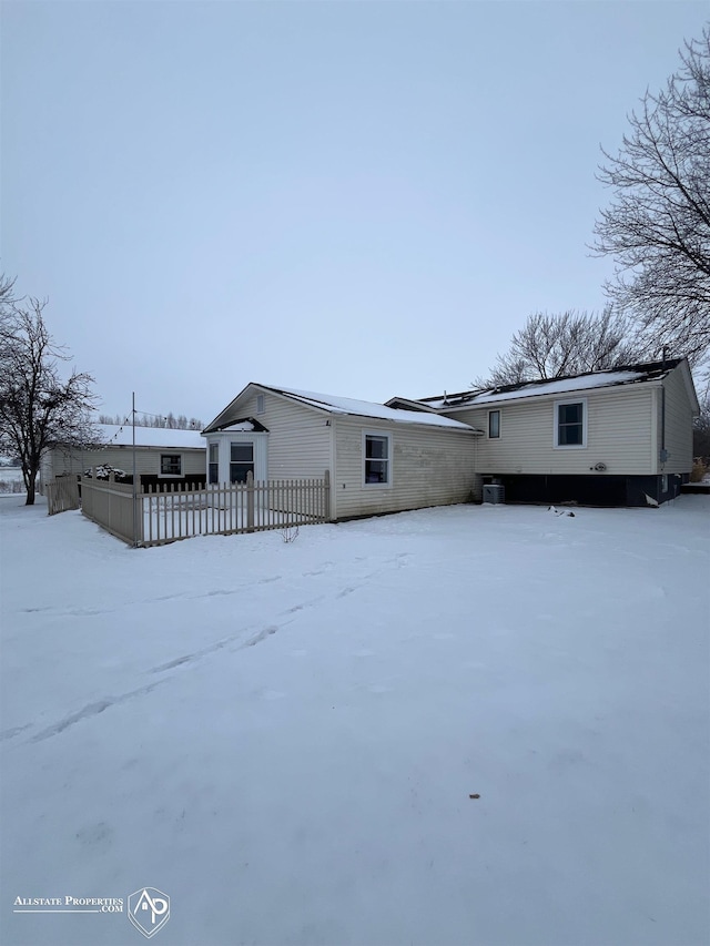 view of front of home