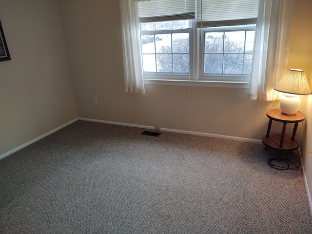 empty room with carpet