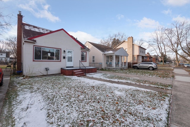 bungalow-style house featuring covered porch