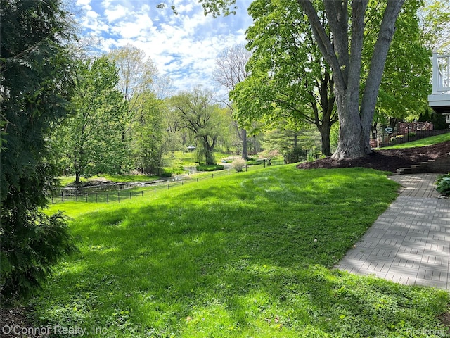 43 W Breitmeyer, Mount Clemens, MI 48043 - view of yard