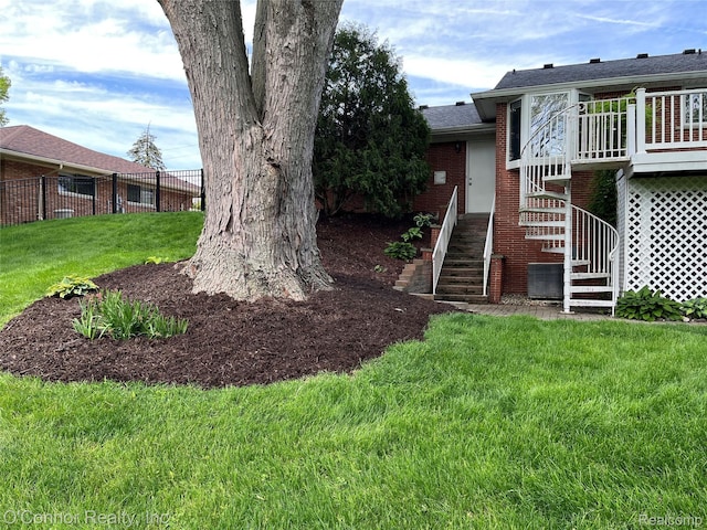 43 W Breitmeyer, Mount Clemens, MI 48043 - view of yard featuring stairway