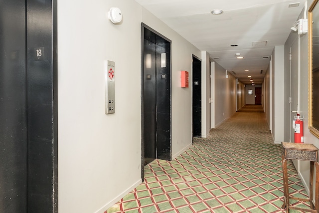 8200 E Jefferson Ave Unit 1811, Detroit, MI 48214 - view of hall
