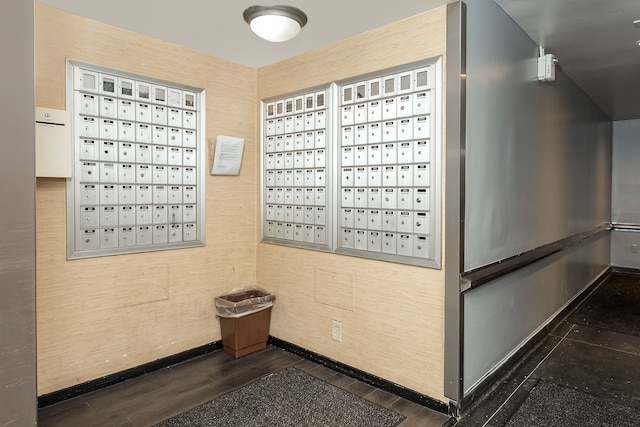 8200 E Jefferson Ave Unit 1811, Detroit, MI 48214 - view of property's community