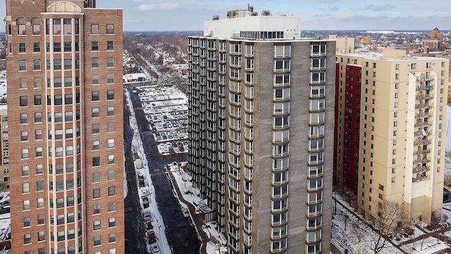 8200 E Jefferson Ave Unit 1811, Detroit, MI 48214 - view of building exterior