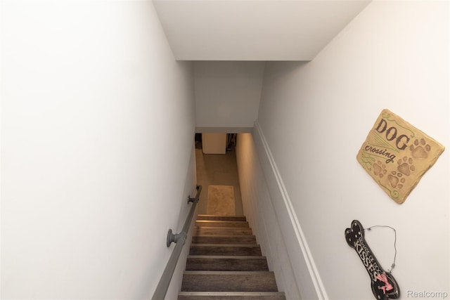 50848 Ashley St, New Baltimore, MI 48047 - view of staircase