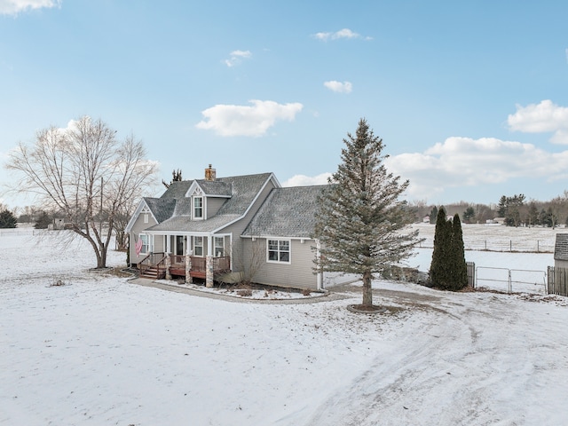 view of front of property featuring covered porch