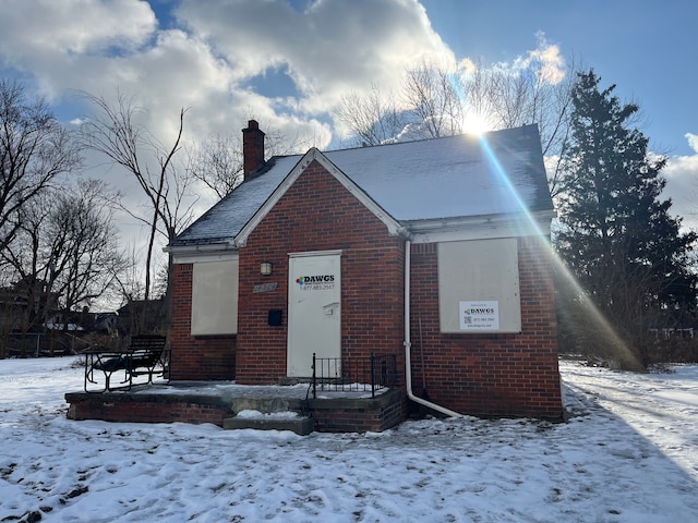 view of front of property