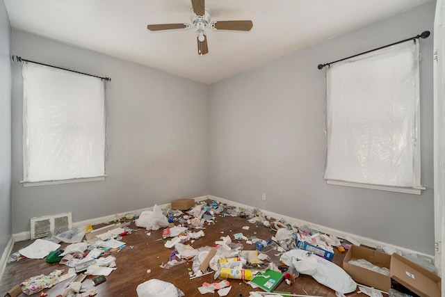 spare room with ceiling fan