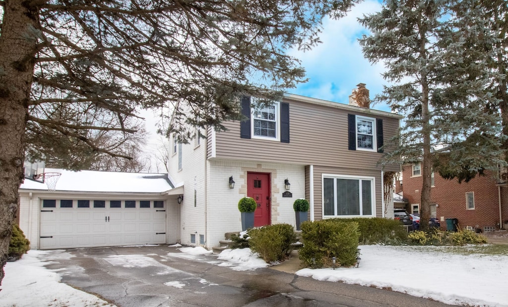 view of front of home featuring a garage