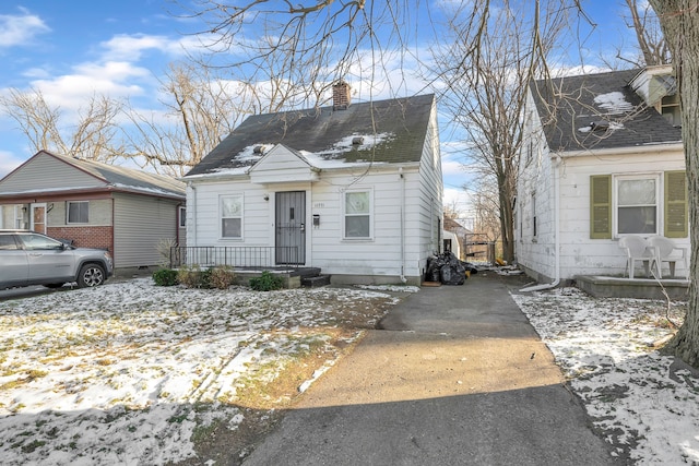 view of front of property