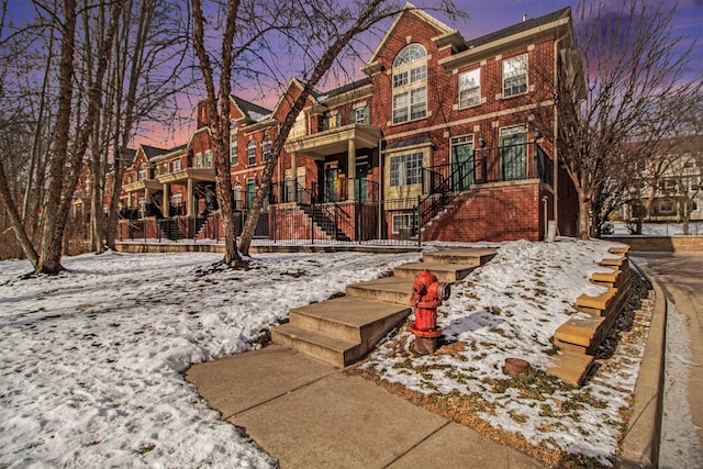 view of front of house